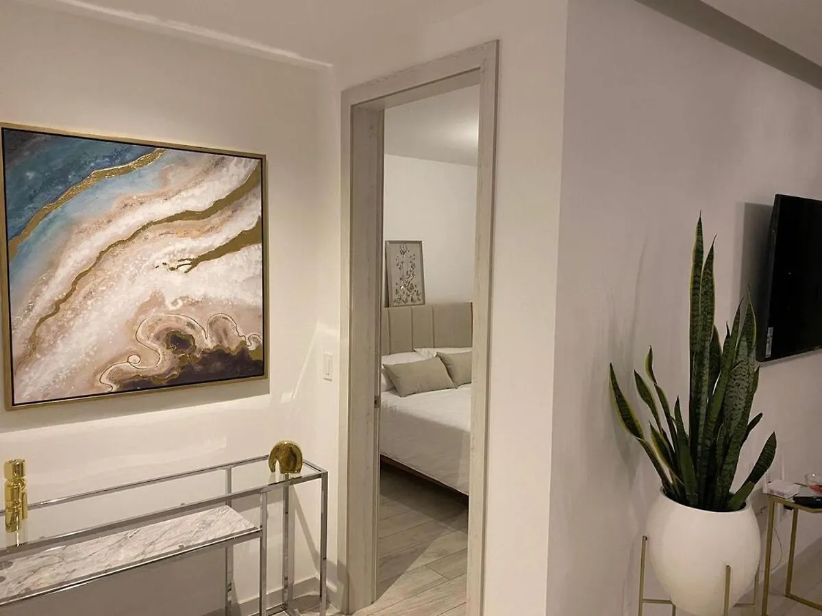 Apartment Luxury Stadia, In Prime Area Quito